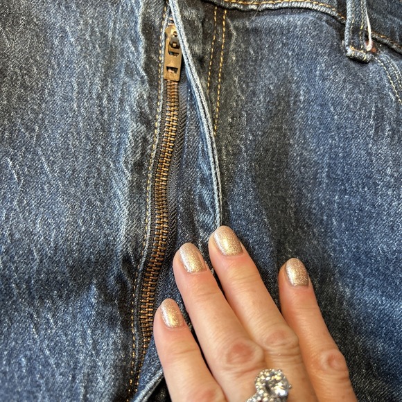 Levi's 505 Jeans mens 42x30 Regular Fit Straight Leg %100 Cotton - Picture 7 of 7